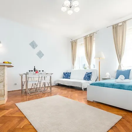Apartment Kopernika 28